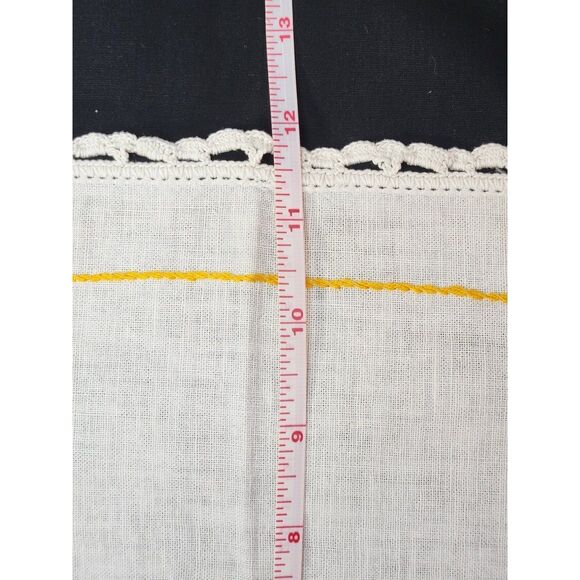 Estate Vintage Hand Embroidered Table Runner Cottagecore Floral Scalloped Edge - Picture 7 of 12